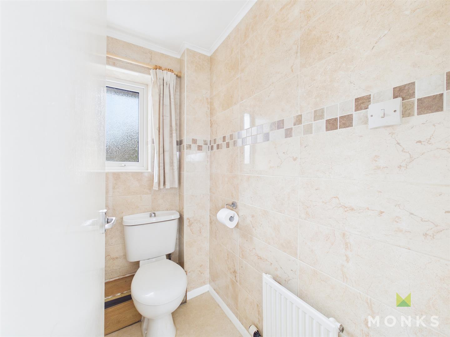 86 Vyrnwy Road, Oswestry, SY11 1NZ For Sale